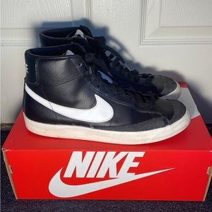 Nike Blazer Mid ‘Black Sail’